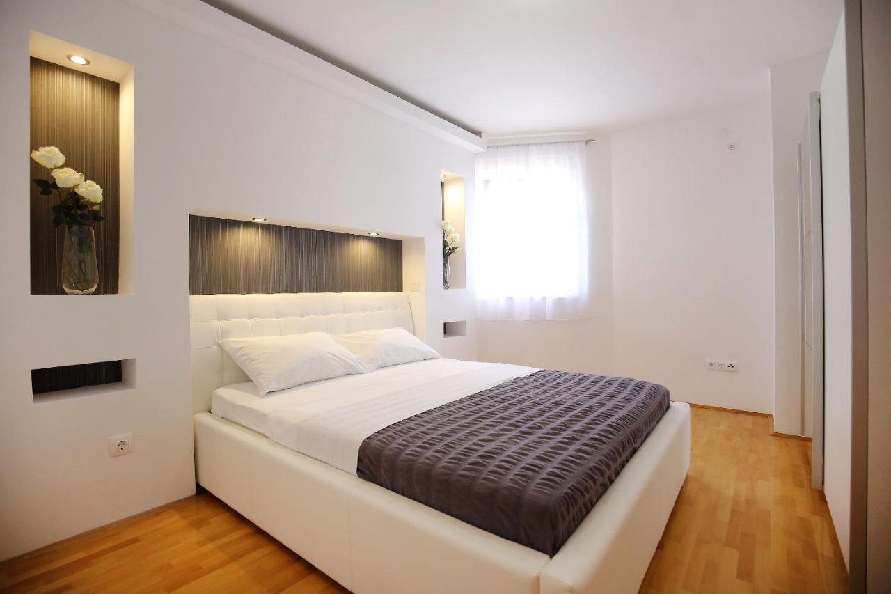 Apartments Tony 비오그라드나모루 외부 사진