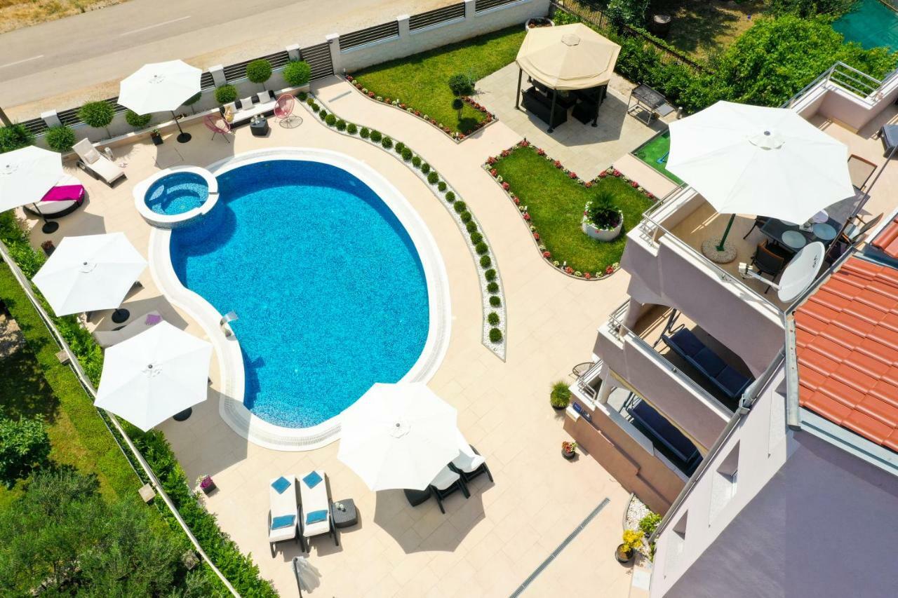 Apartments Tony 비오그라드나모루 외부 사진